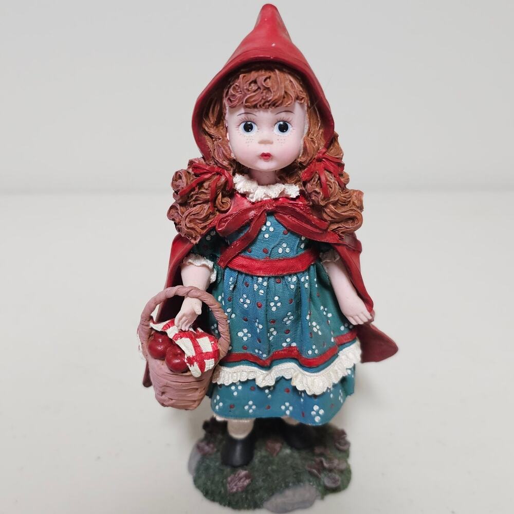 Little Red Riding Hood Figurine, Madame Alexander, Resin, Vintage 1999 Numbered
